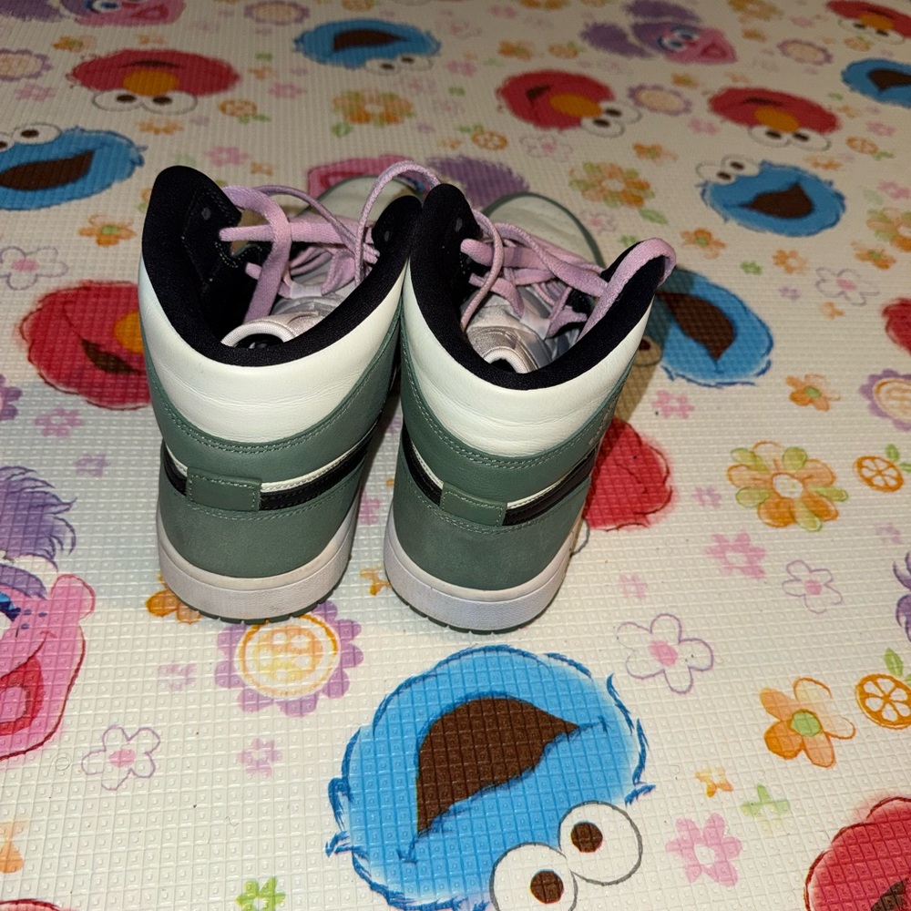 Air Jordan 1 Mid SE Dutch green - Picture 4 of 5